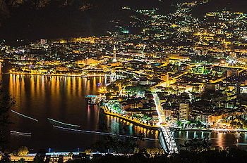 Lecco_di_notte Lecco_di_notte
